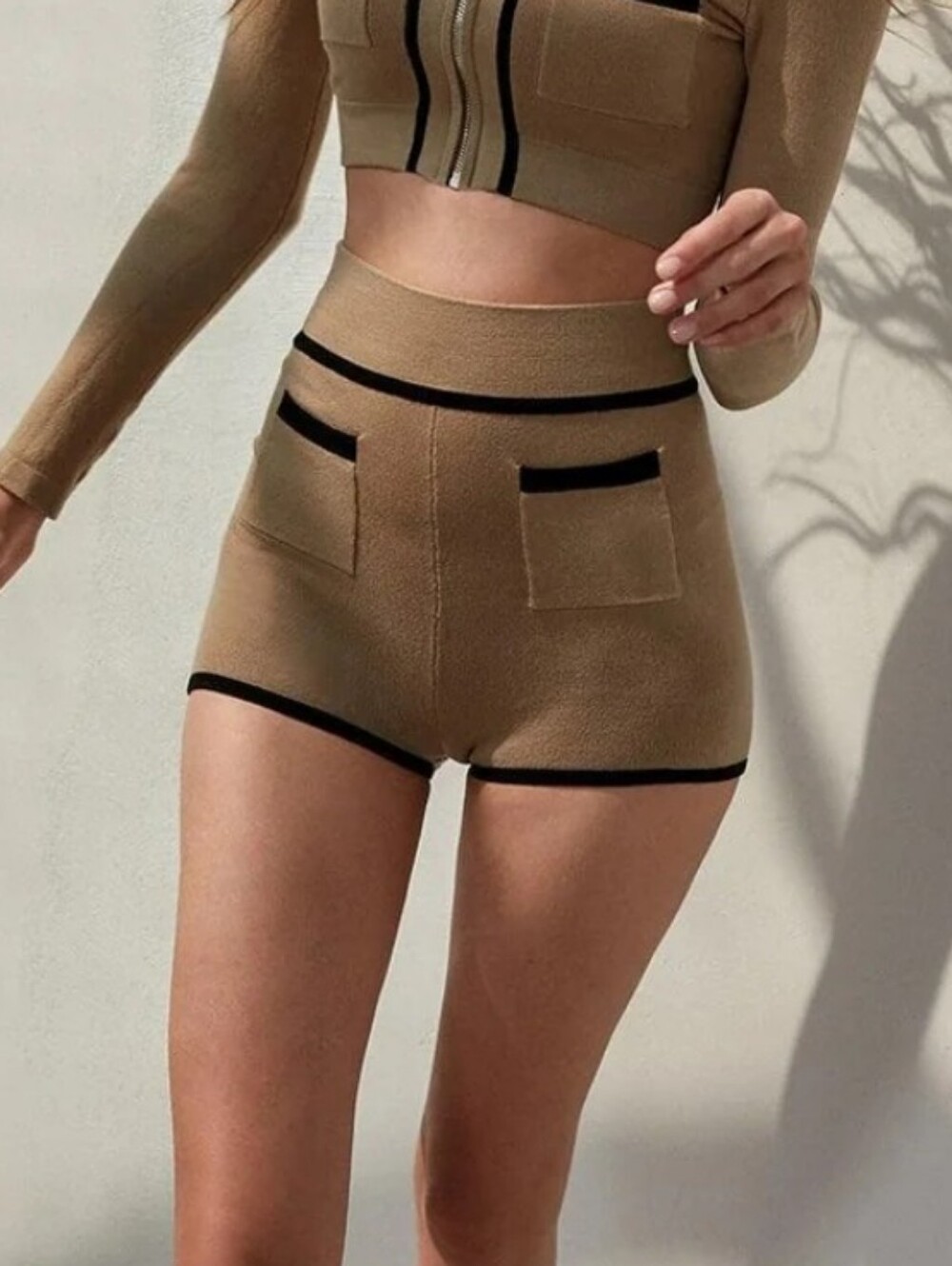NWT Wiskii Mirto Knit Shorts Almond Butter Tan Black Size S